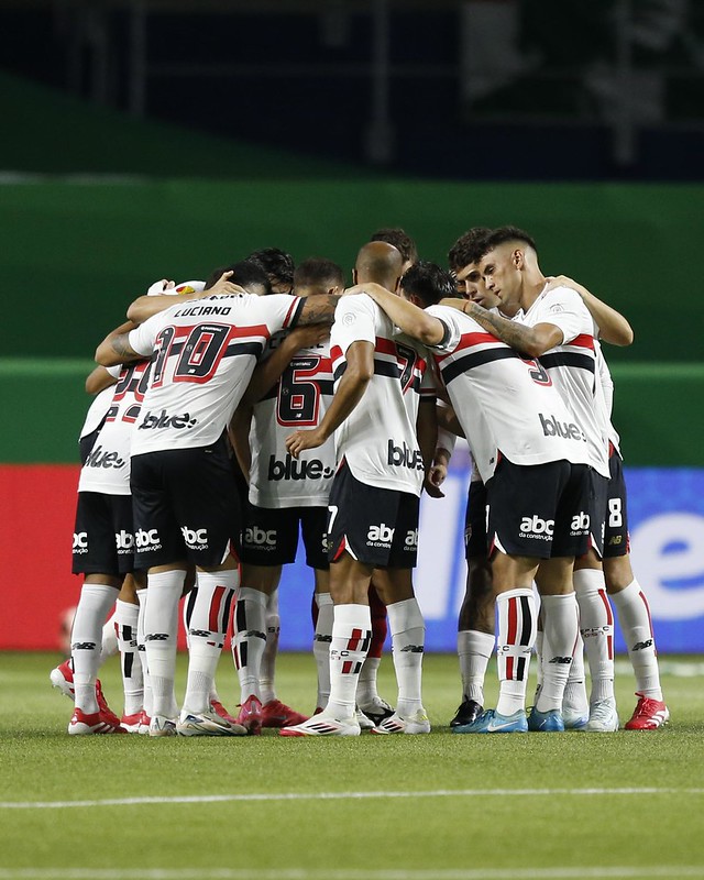 Diretoria não engole erro de arbitragem, mas banca Zubeldía no São Paulo