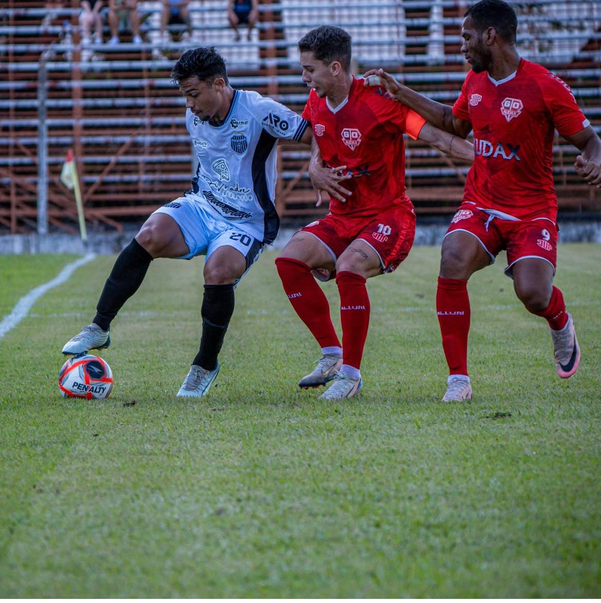 União Barbarense vence a quinta seguida e lidera a Série A4