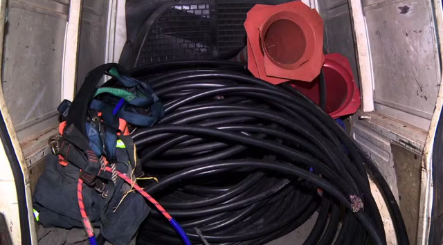 Guarda municipal prende dois homens com 200 metros de fios de cobre em Campinas
