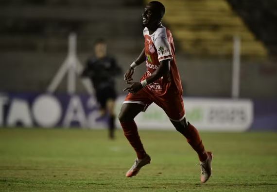 Ponte Preta define a chegada de mais dois atacantes para disputa da Série C