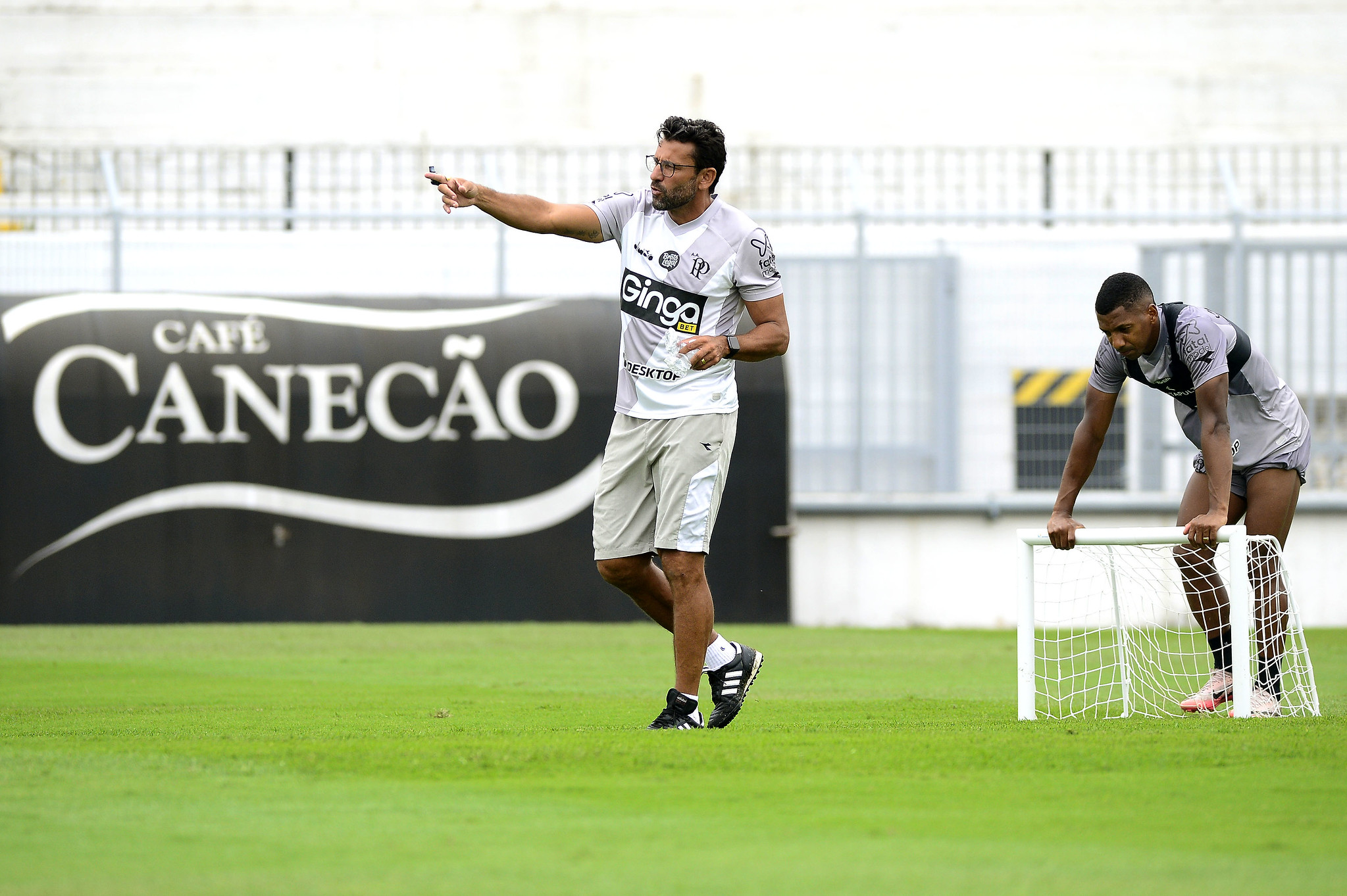 Ponte Preta define situação de Jean Dias e regulariza reforços para estreia na Série C