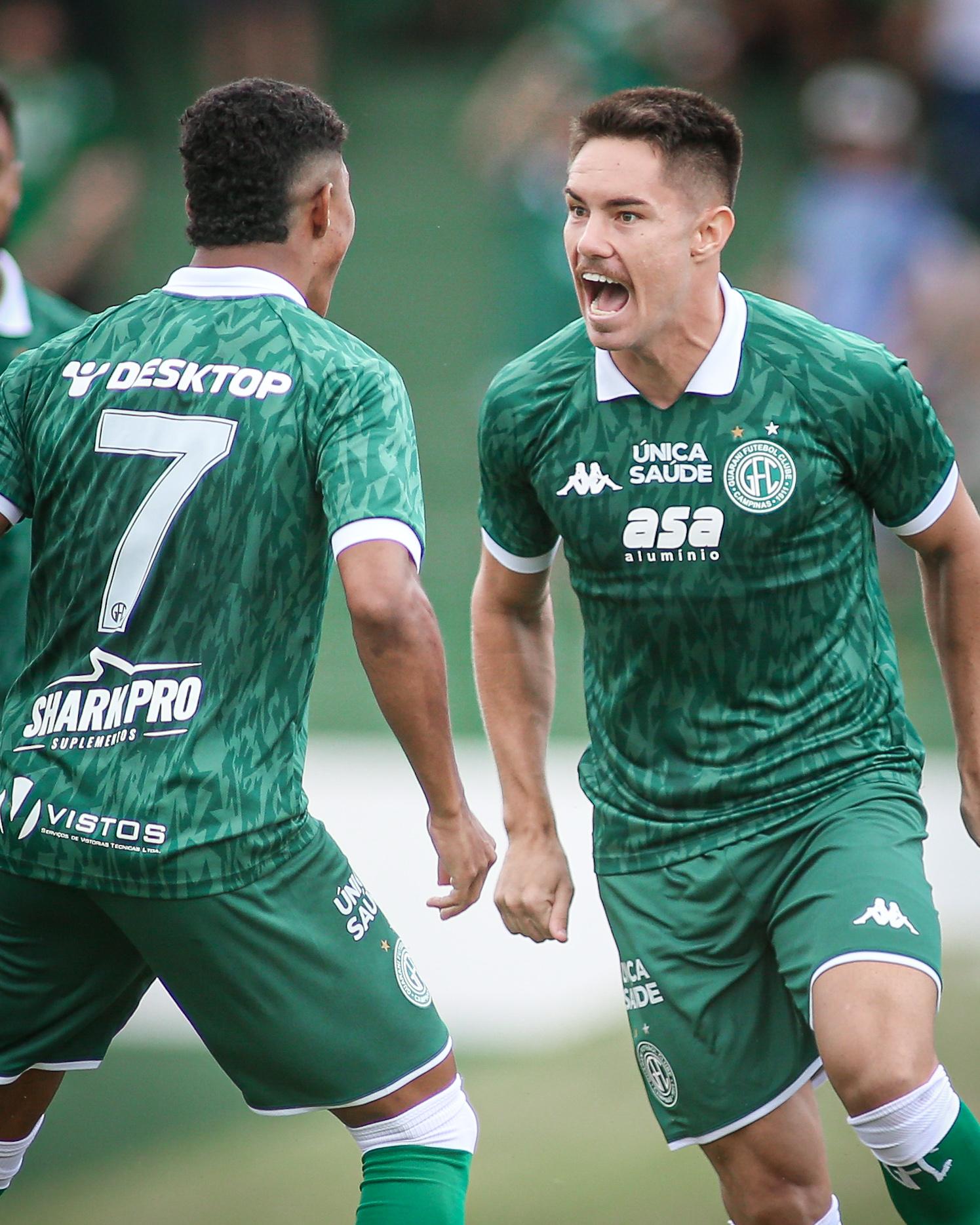 Após mais de um mês sem jogar, Guarani não mostra evolução e perde em casa para o Maringá