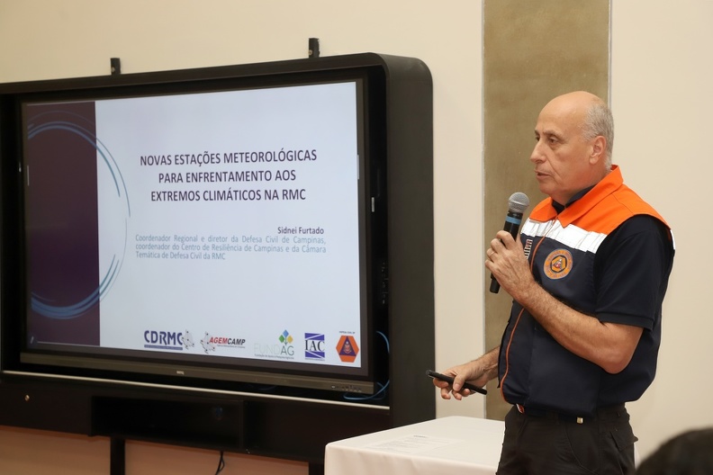 Reunião define criação de microflorestas em municípios da RMC