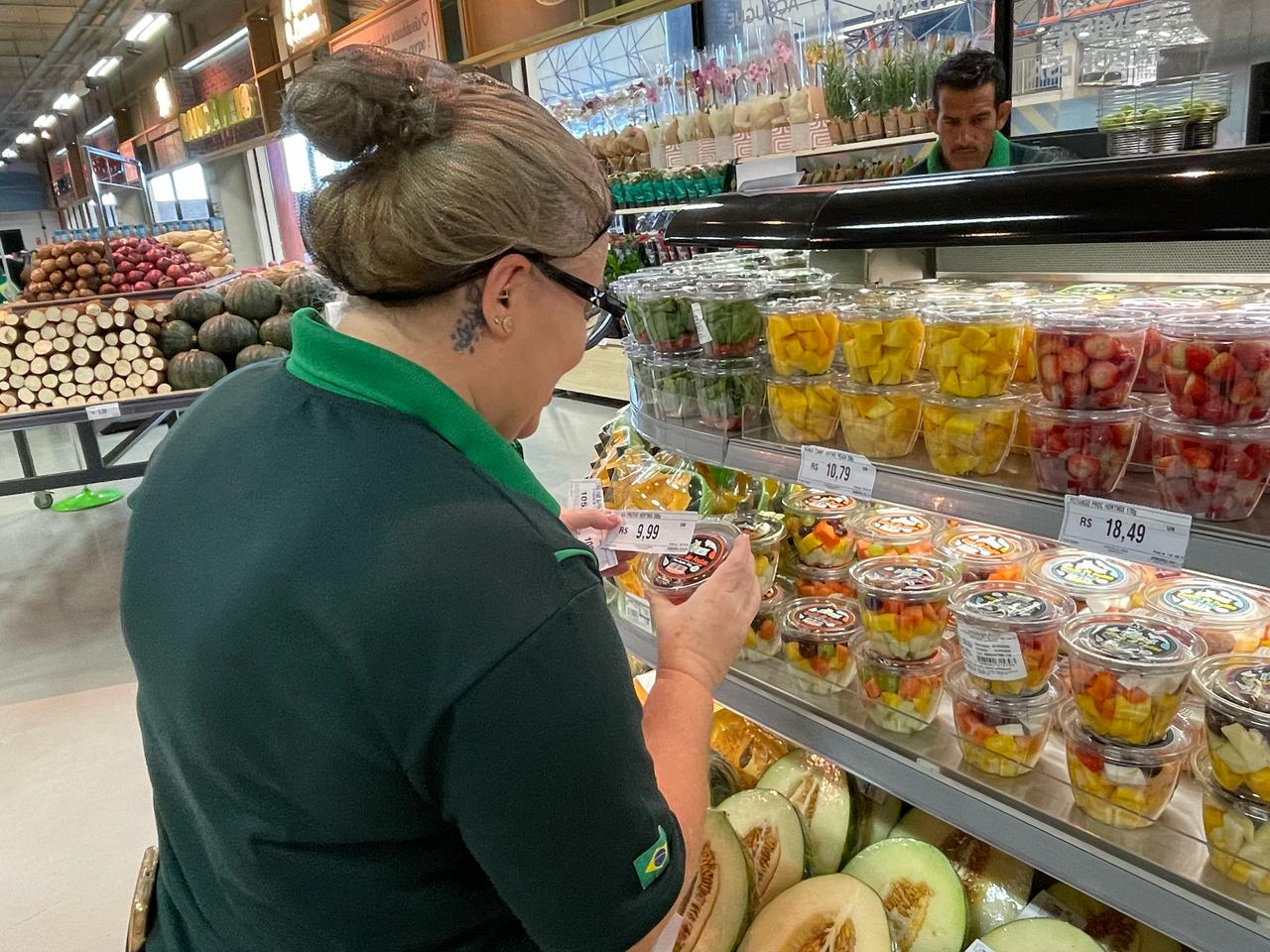 Preço da cesta básica cai pelo terceiro mês seguido em Campinas, aponta Observatório da PUC