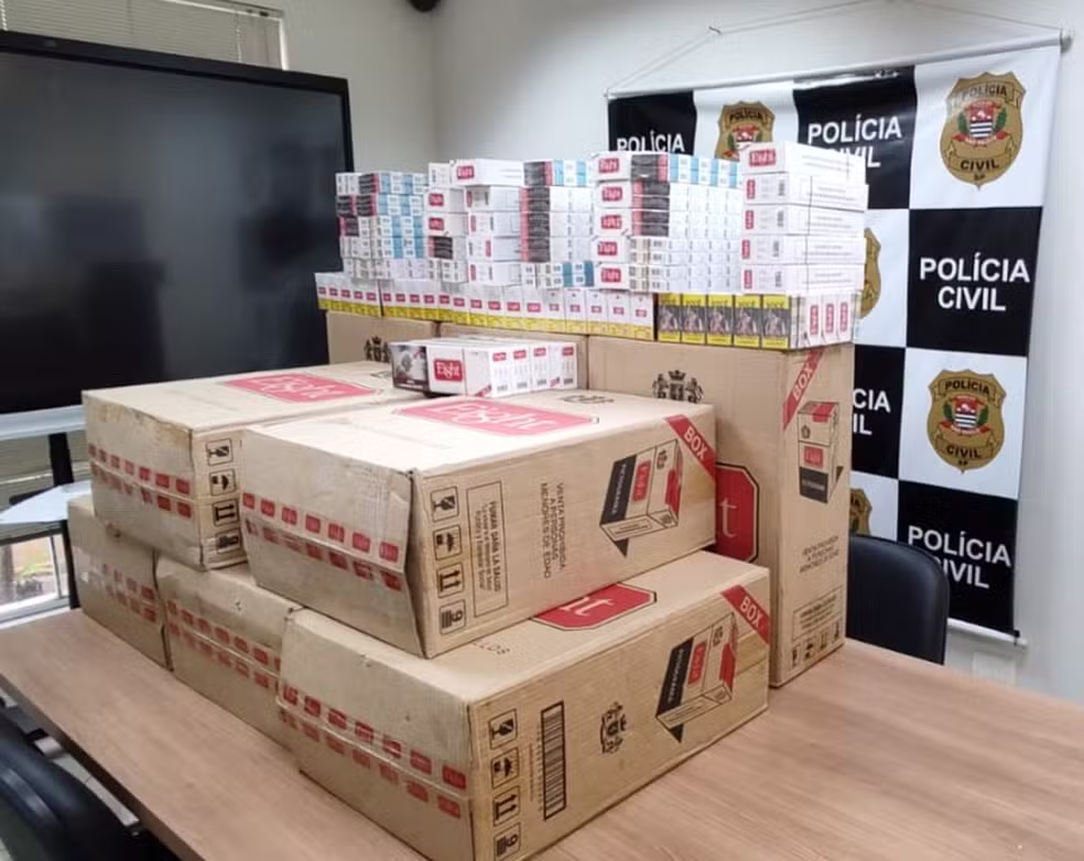Comerciante é preso suspeito de contrabando com mais de 93 mil cigarros em São Pedro