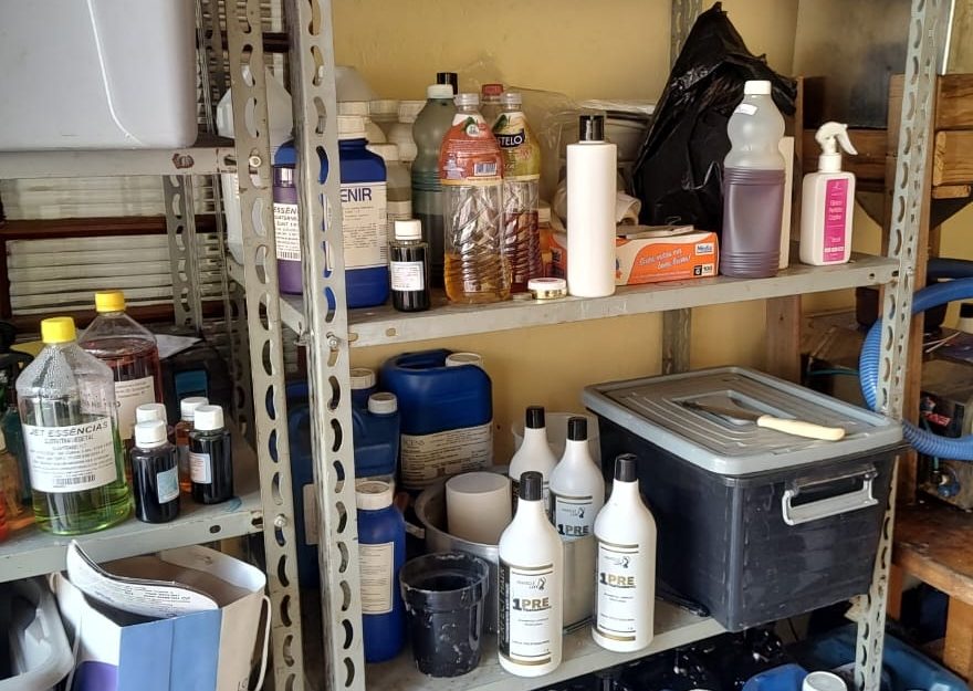 Fábrica clandestina de cosméticos é interditada em Americana