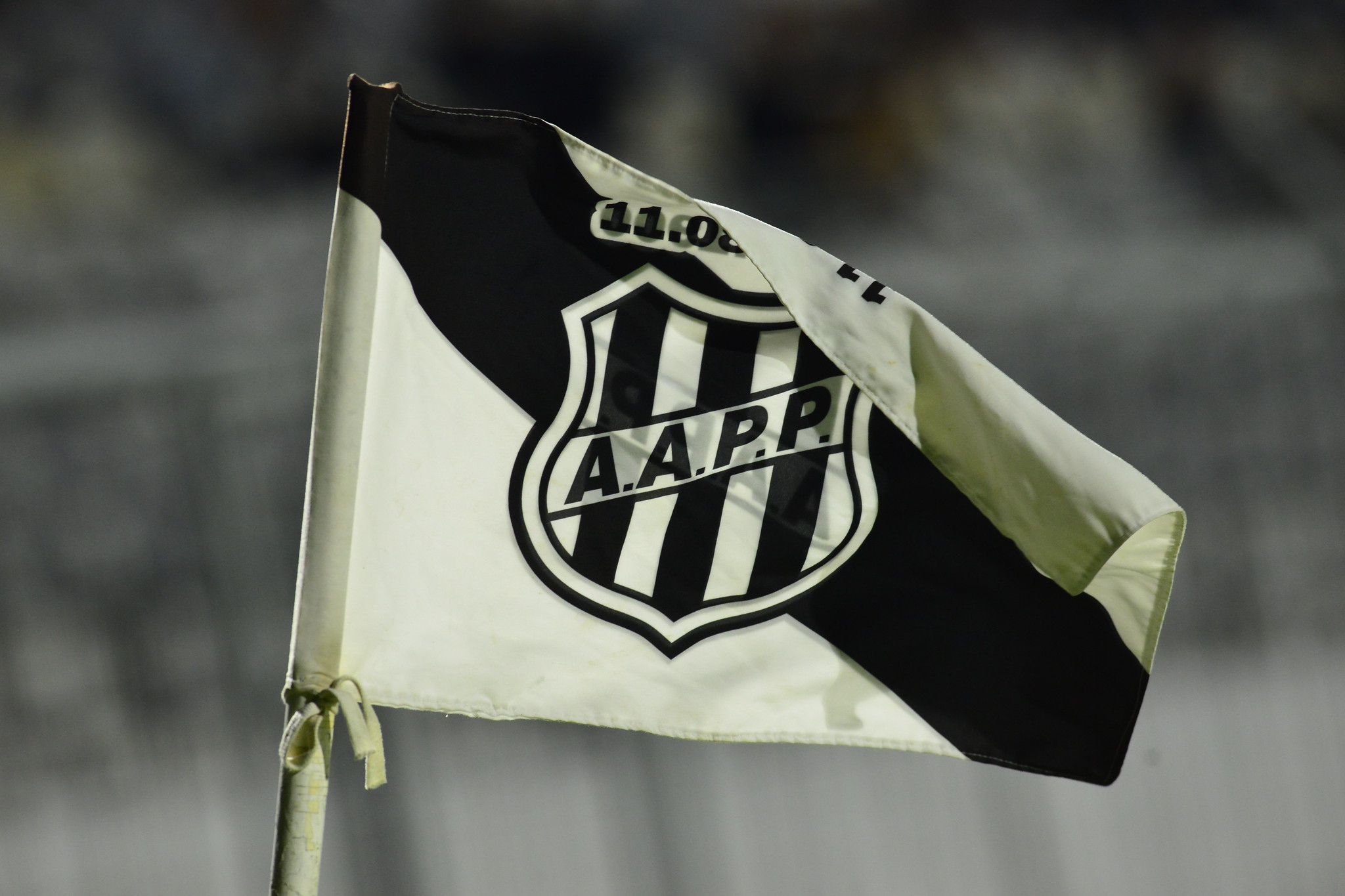Ponte Preta divulga informações de ingressos para o jogo contra o Ypiranga-RS