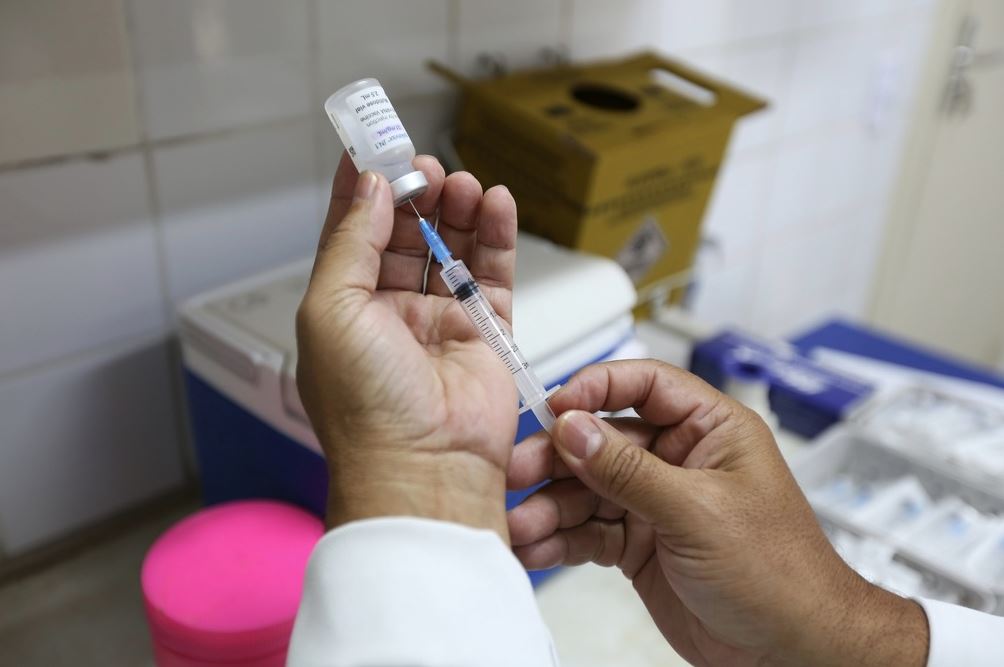 Saúde aplica vacina contra gripe em supermercados, CIC e na Lagoa do Taquaral