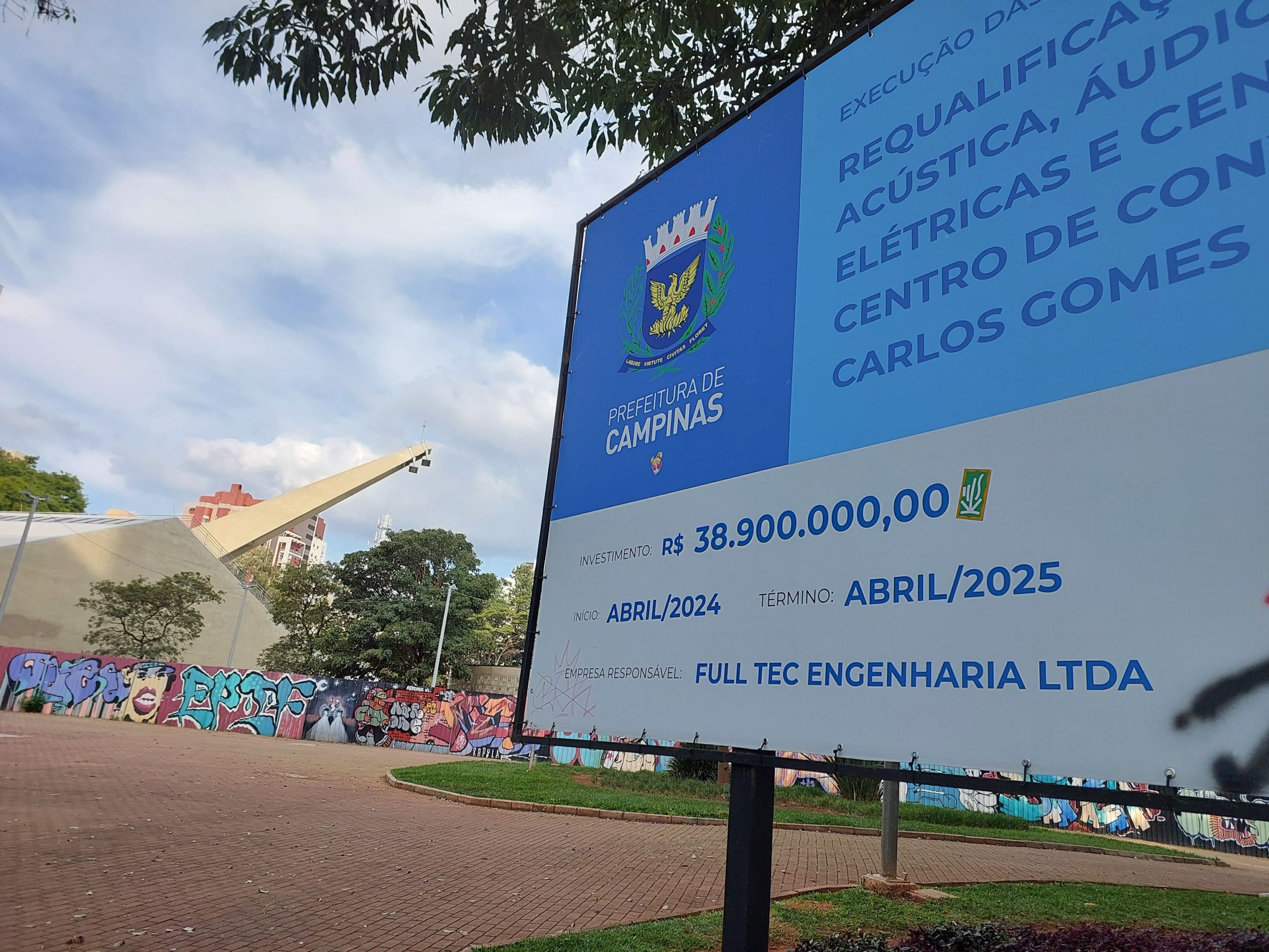 Sem palco e sem cumprir prazos: artistas lamentam abandono do Centro de Convivência que segue em obras há mais de 14 anos