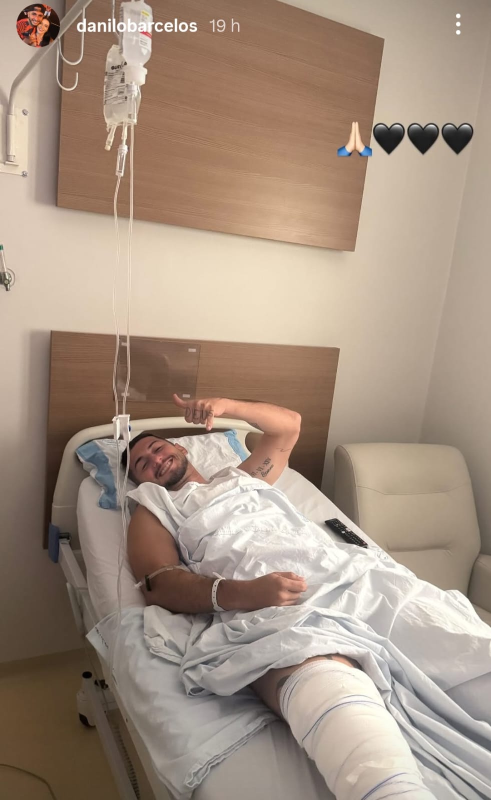 Após lesão grave, Danilo Barcelos passa por cirurgia no joelho
