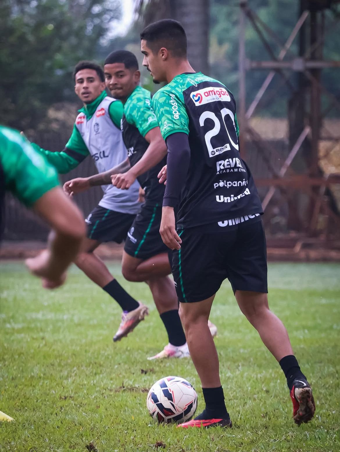 Adversário da Ponte, Maringá tem boa presença de público em casa