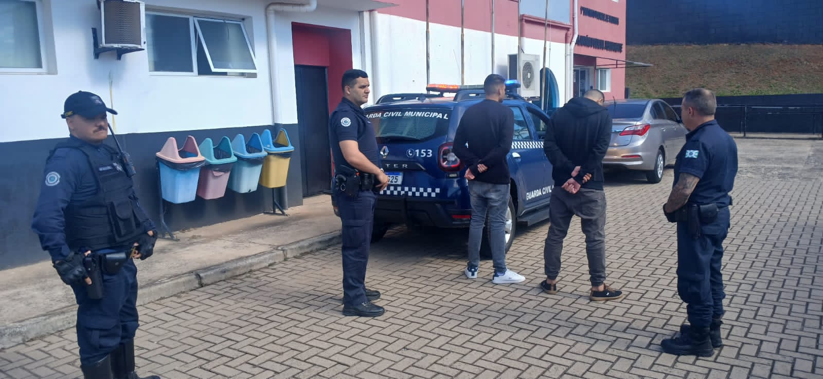 Guarda de Valinhos prende dupla por furto de veículos; eles já tinham histórico de crimes 