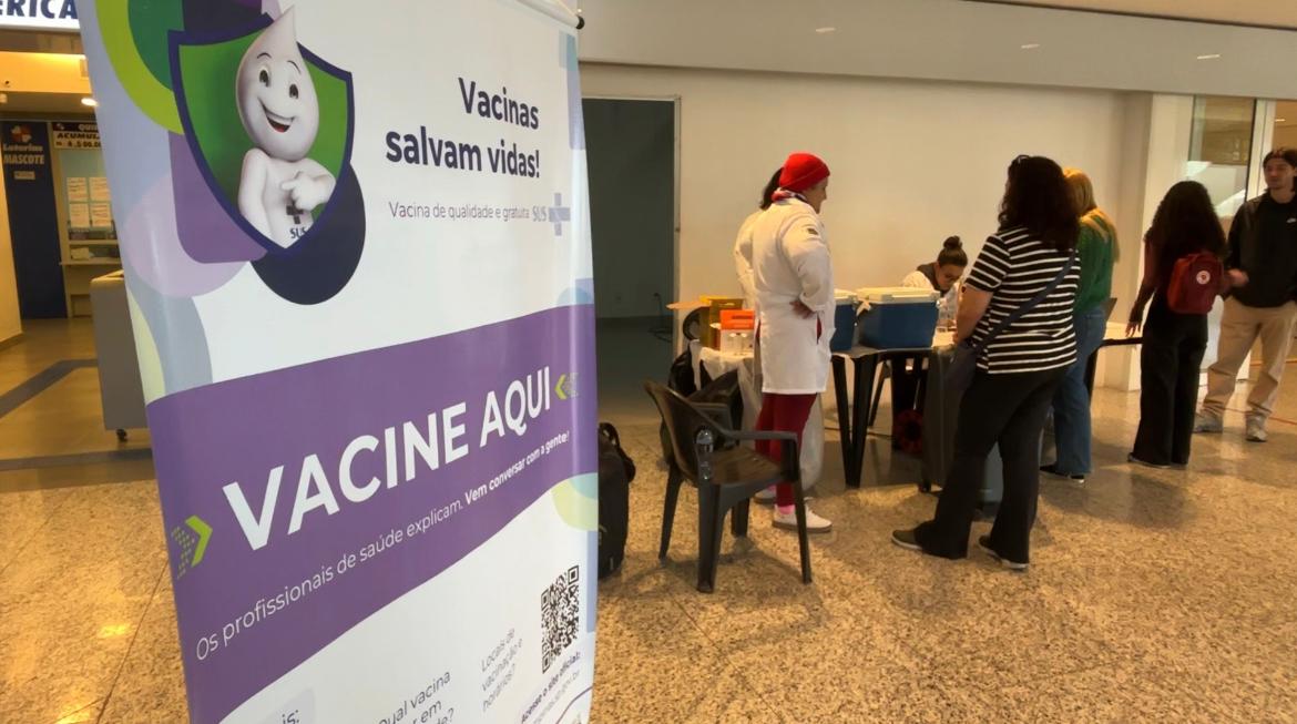 Mais de 2 mil vacinas foram aplicadas em ação especial no Aeroporto de Viracopos