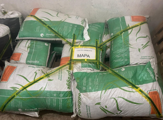 Ministério da Agricultura apura falha no controle de matéria-prima da ração Nutratta; 245 cavalos morreram