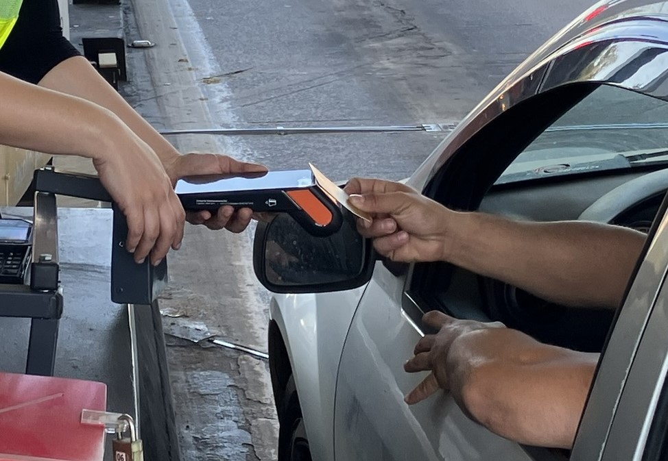 Pedágios da Via Colinas agora aceitam cartão de crédito por aproximação