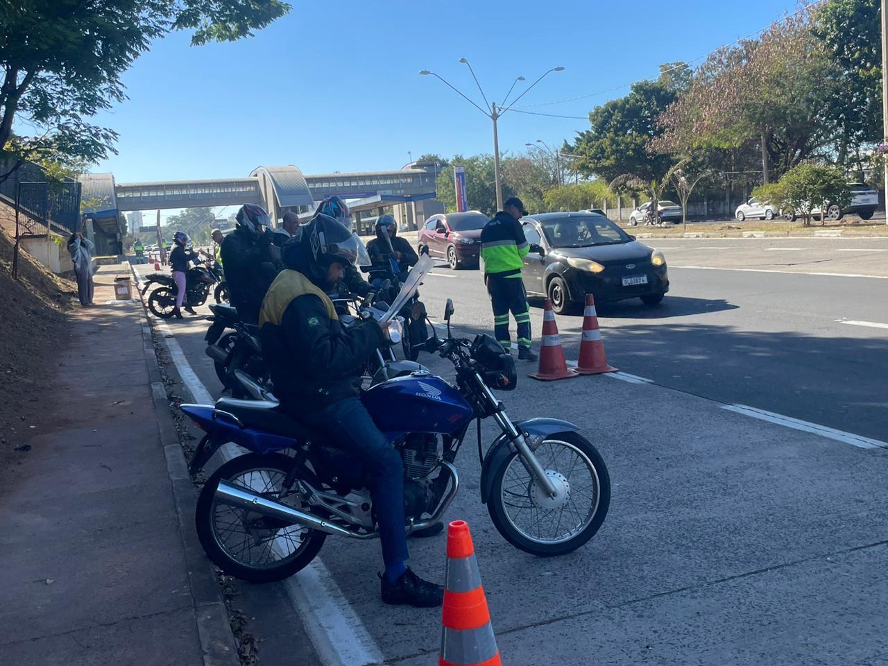 Concessionárias e Emdec entregam 190 antenas corta-pipas em Campinas