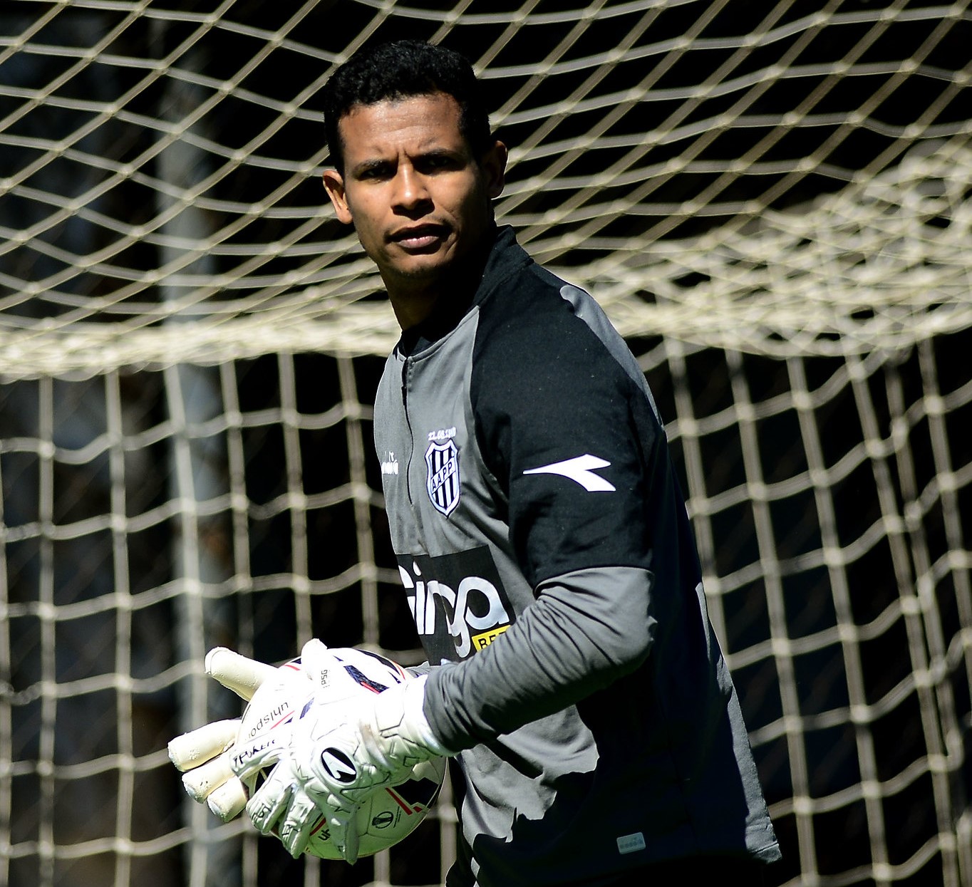 Após empate no dérbi 210, Diogo Silva projeta sequência da Ponte Preta na Série C