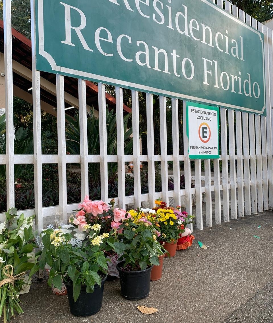 Ato ecumênico marca 1 ano da tragédia da queda de avião em Vinhedo 