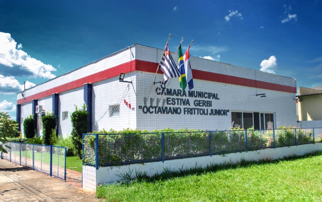 Câmara de Estiva Gerbi tem três vagas abertas em concurso público, com salários de até R$ 6,8 mil