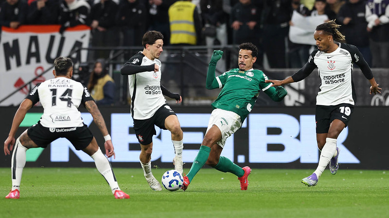 Corinthians tenta segurar rival Palmeiras para se garantir na Copa do Brasil