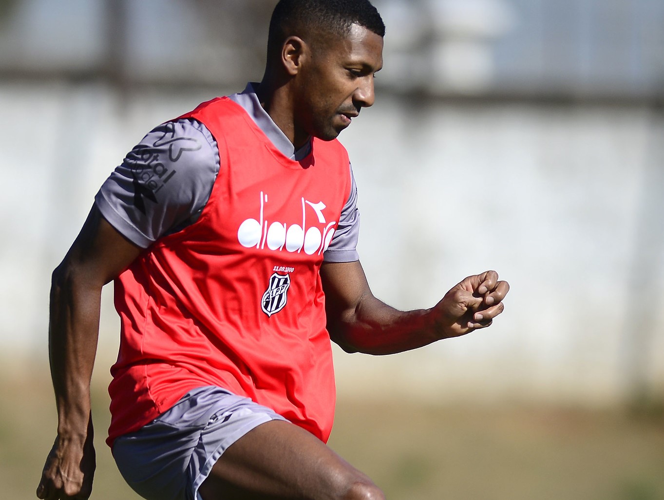 Desfalque no dérbi 210, Jean Dias pode reforçar Ponte Preta contra o Botafogo-PB