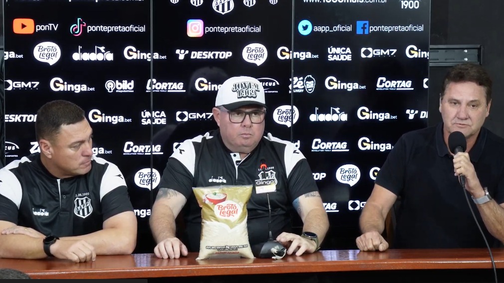Marcelo Fernandes é apresentado como novo técnico da Ponte Preta
