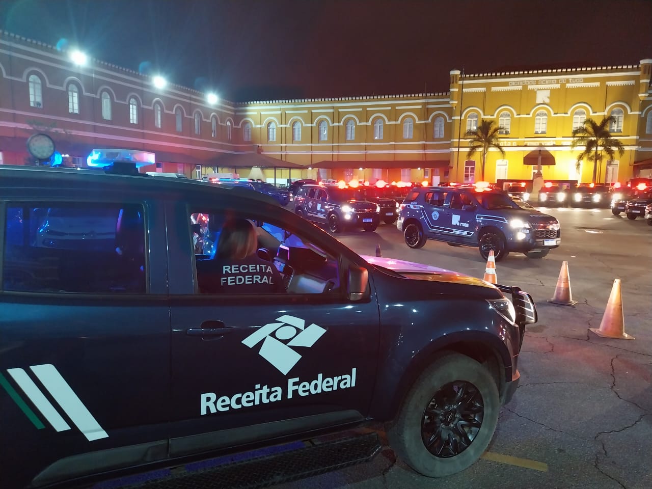 PF e Receita Federal desmantelam esquema bilionário de lavagem de dinheiro no setor de combustíveis