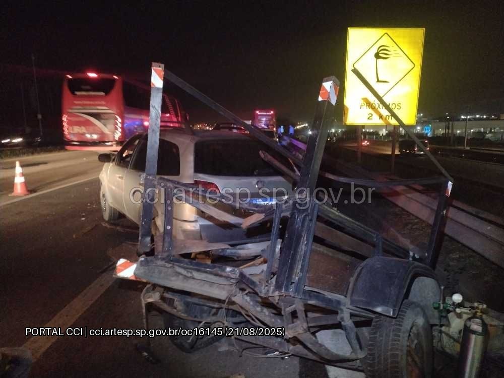 Homem é atropelado por ônibus enquanto trocava pneu na Rodovia Santos Dumont, em Campinas