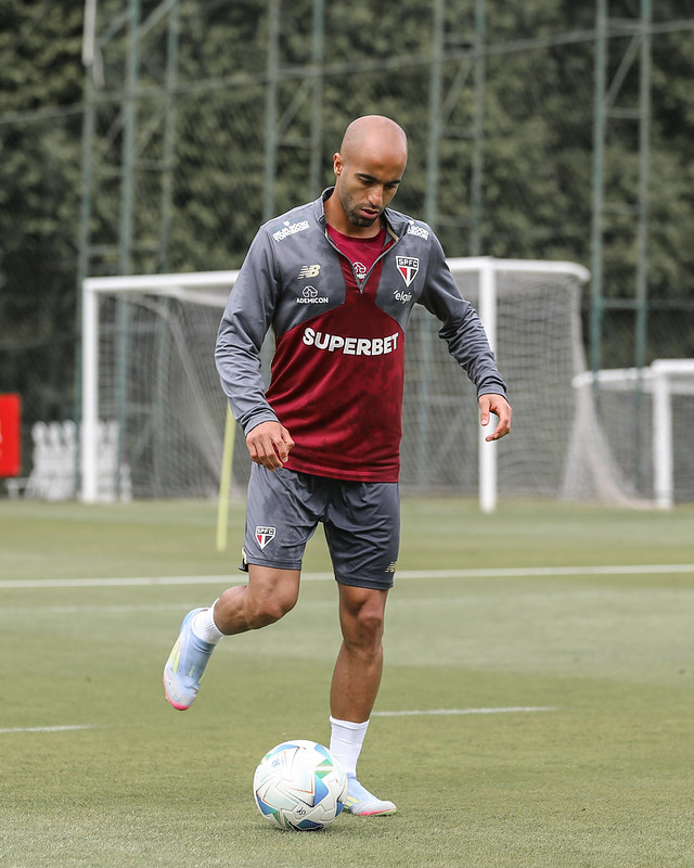 De olho na Copa Libertadores, São Paulo embarca para Colômbia para estrear no mata-mata da Libertadores  