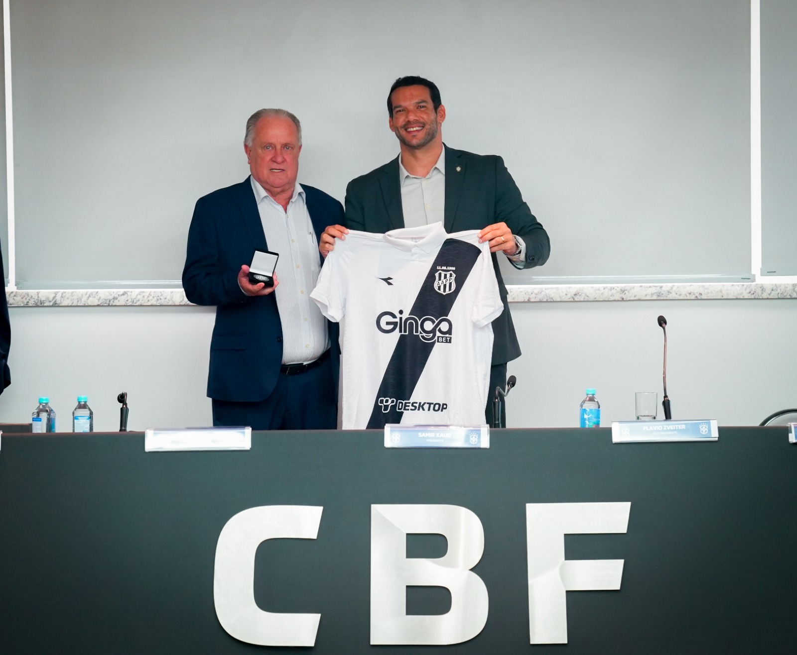 Representantes de Ponte Preta e Guarani participam de encontro dos clubes da Série C na CBF