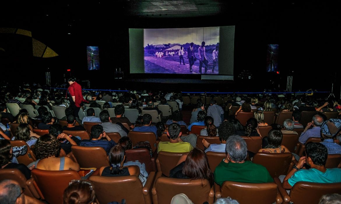 Semana do Cinema oferece até 89% de desconto: ingressos de R$ 98 por R$ 10 na região de Campinas