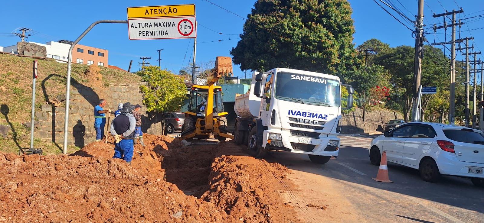 Trabalho de reparo em adutora é concluído em Vinhedo; abastecimento é gradual 