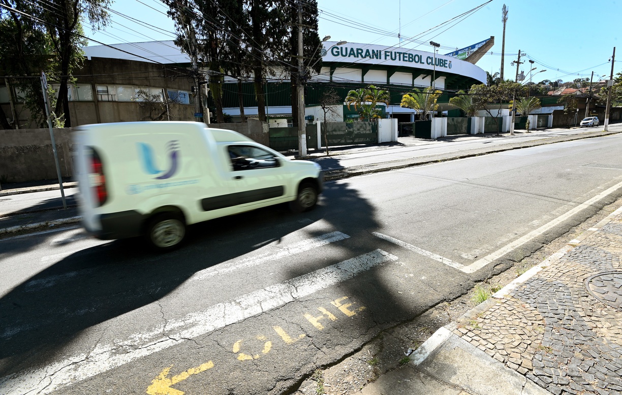 Emdec faz operação de trânsito para partida entre Guarani e Brusque neste domingo