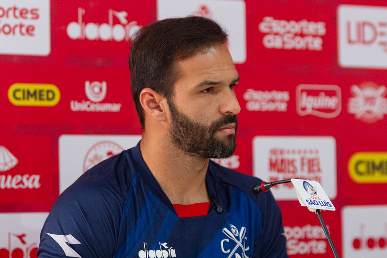 Goleiro Muriel não joga toalha e prega otimismo no Náutico para enfrentar a Ponte em Campinas