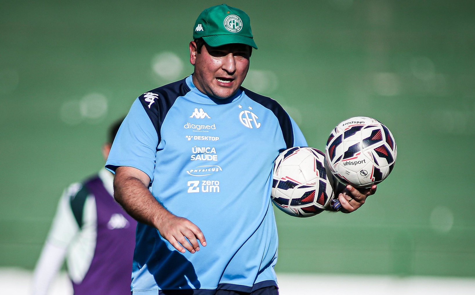 Guarani volta atrás e mantém Matheus Costa no comando técnico da equipe