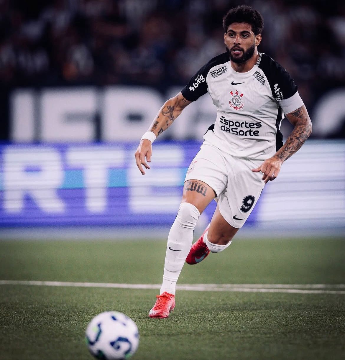 Corinthians não abre conversas com a Roma e Yuri Alberto permanece