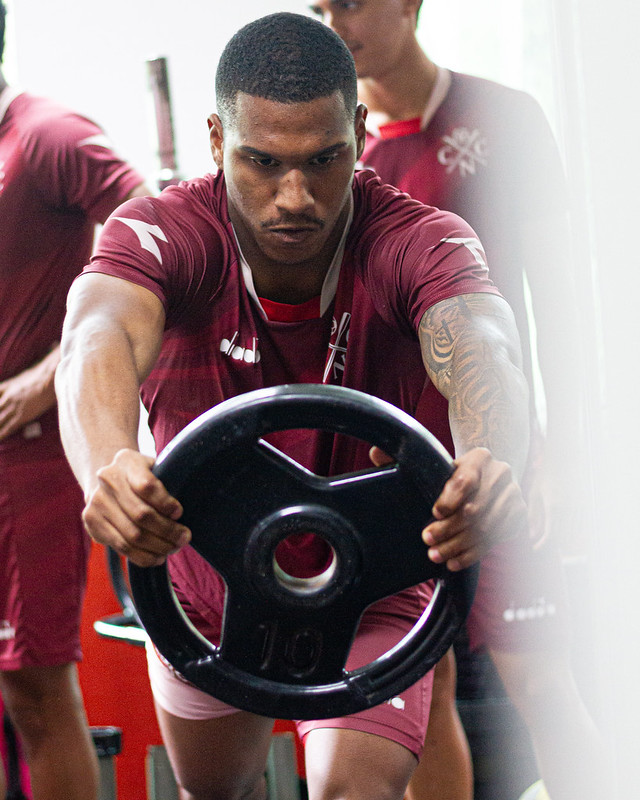 Titular absoluto, volante é trunfo do Náutico para encarar o Bugre nos Aflitos