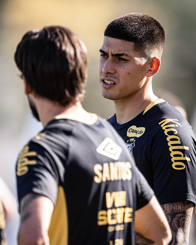 Santos poderá ter estreia para enfrentar o Atlético-MG no domingo