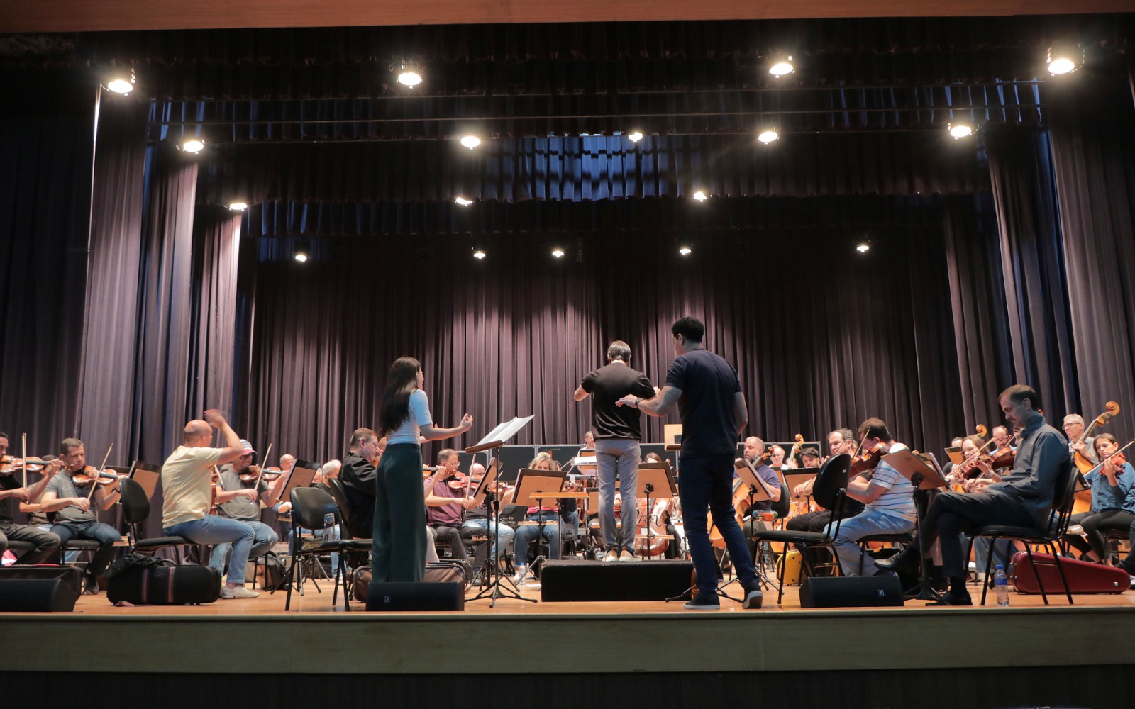 Teatro Castro Mendes recebe ensaio aberto da Orquestra Sinfônica de Campinas neste sábado