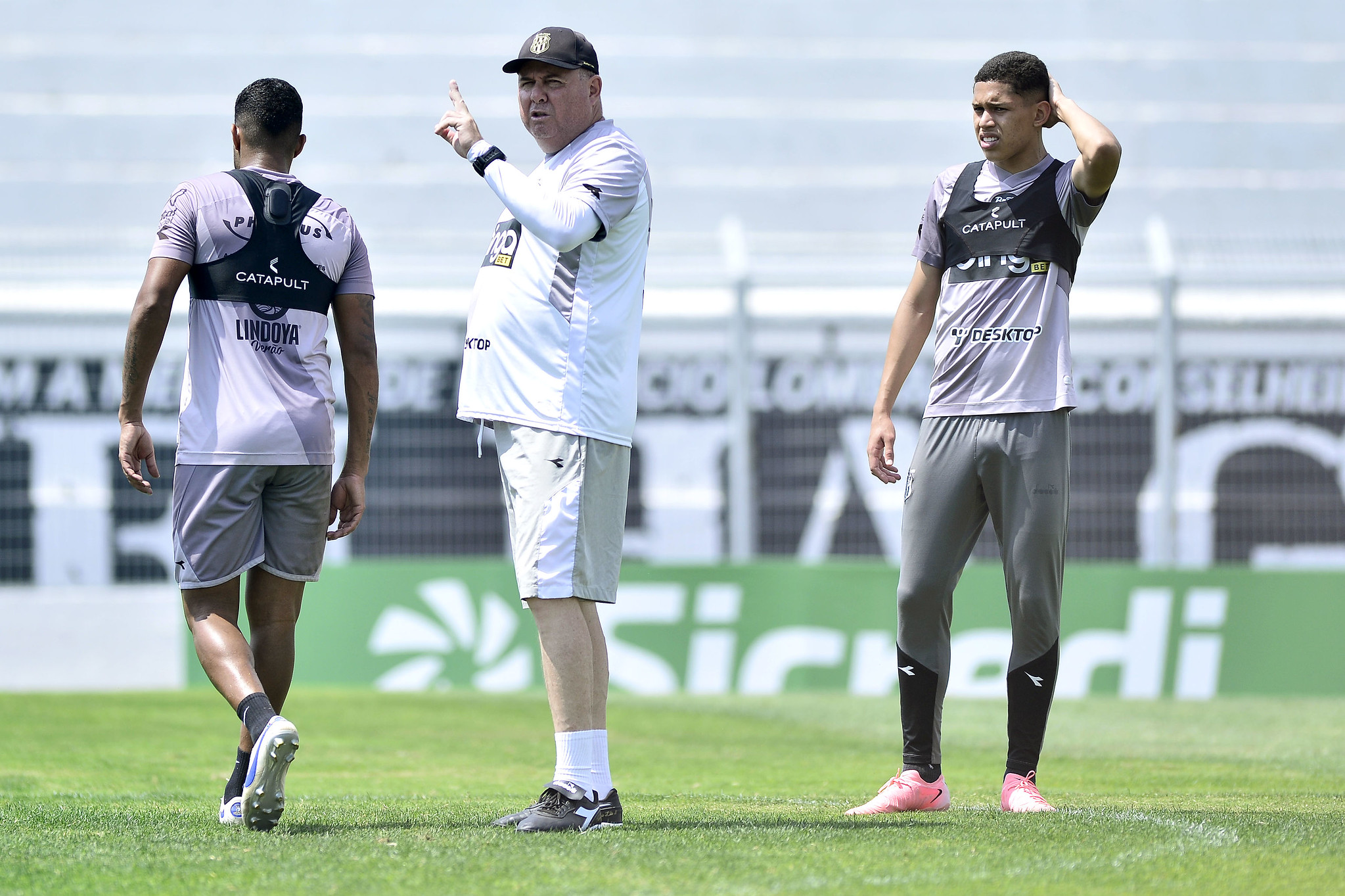 Com time alternativo, Ponte Preta enfrenta o Brusque no Augusto Bauer
