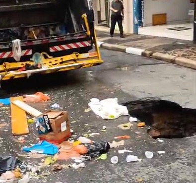 Reparo em cratera na Barão de Jaguara deve começar na manhã desta quinta-feira