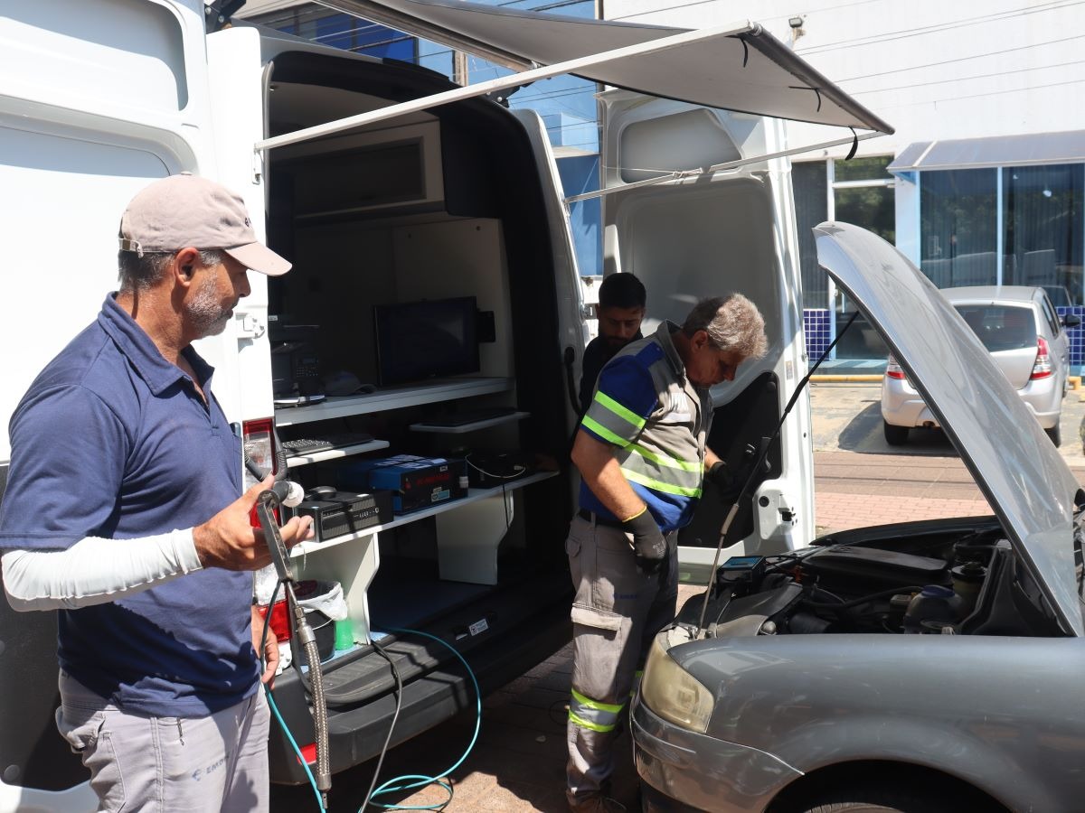 Ouro Verde recebe ação com inspeção gratuita de veículos e orientações de trânsito