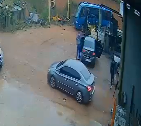 Quadrilha rouba 27 armas em Vinhedo e vizinho da vítima é preso por participação no crime