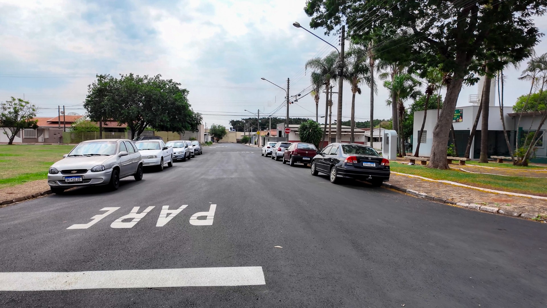 Artur Nogueira inicia obras de recapeamento em ruas e avenidas da cidade