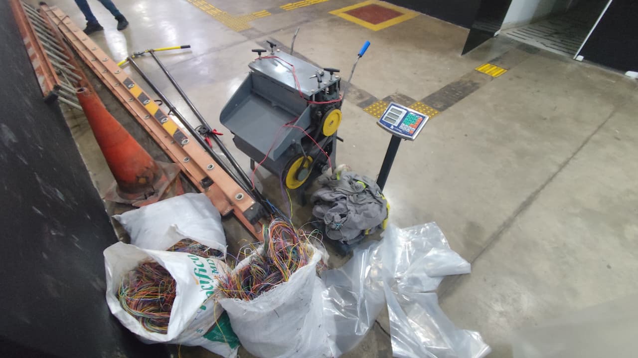 GM encontra 82 quilos de fios furtados em chácara de Campinas