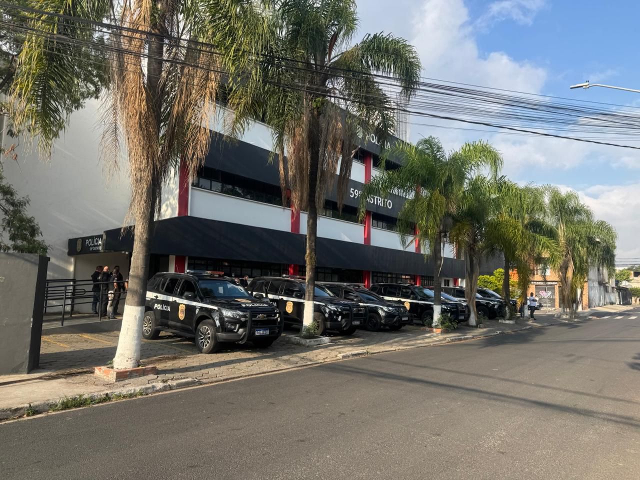 Quadrilha que roubava eletrônicos de ônibus é detida em Monte Mor