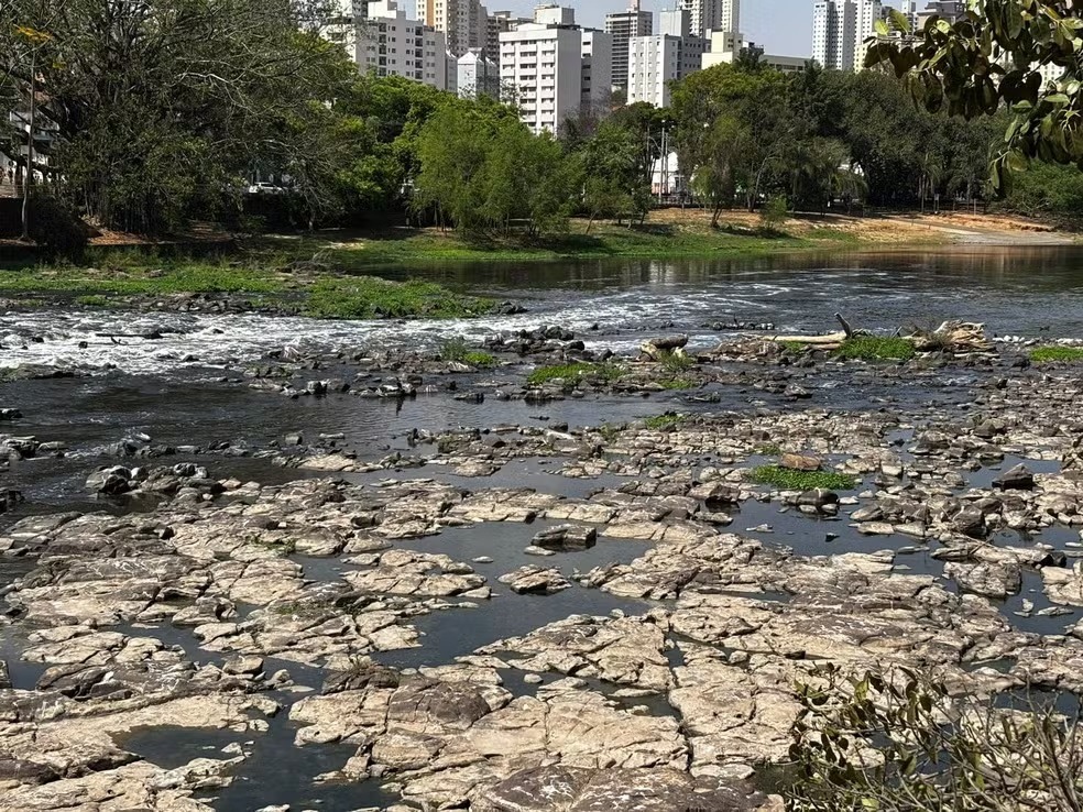 Rios que abastecem Piracicaba seguem com nível e vazão abaixo da média em outubro 