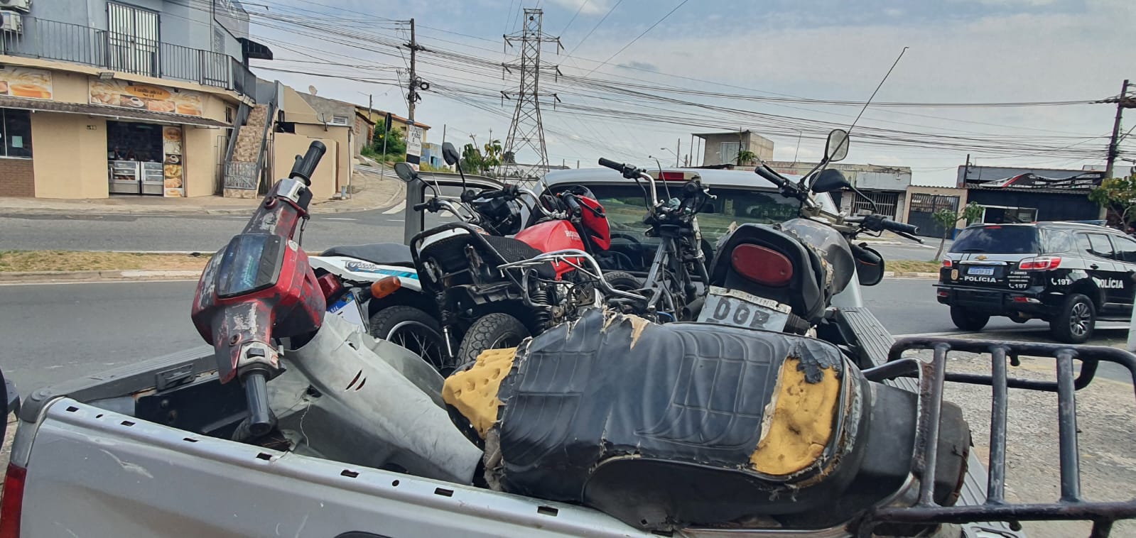 Duas lojas de peças usadas de motos são interditadas em Campinas