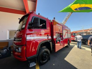 Secretário de Segurança, Derrite diz que analisa emancipação do Corpo de Bombeiros no estado
