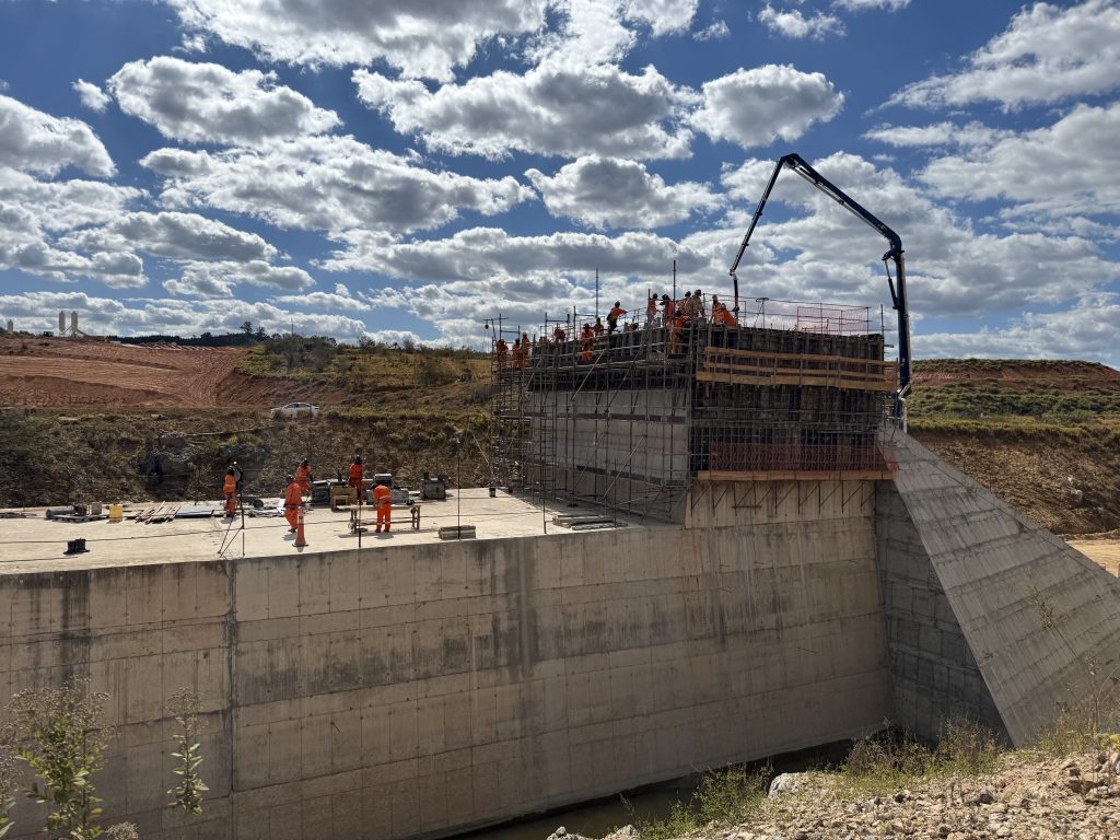 Barragens de Pedreira e Amparo têm previsão de entrega para o 2º semestre de 2026